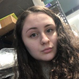 Meet your Posher, Briana